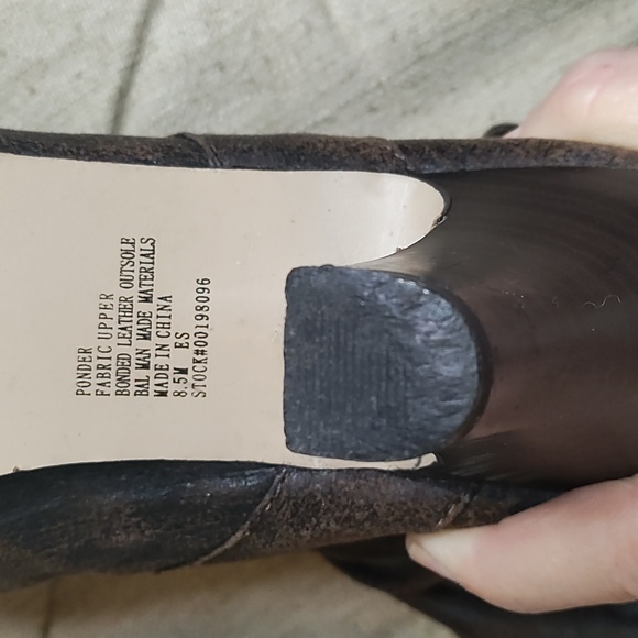 Nadora brown heeled boots with adjustable buckles women's size 8.5M - Picture 7 of 8